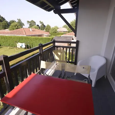 T2 Terrasse, Parking Et Local Velo A A 10 Min Des Plages D'hossegor! Apartament